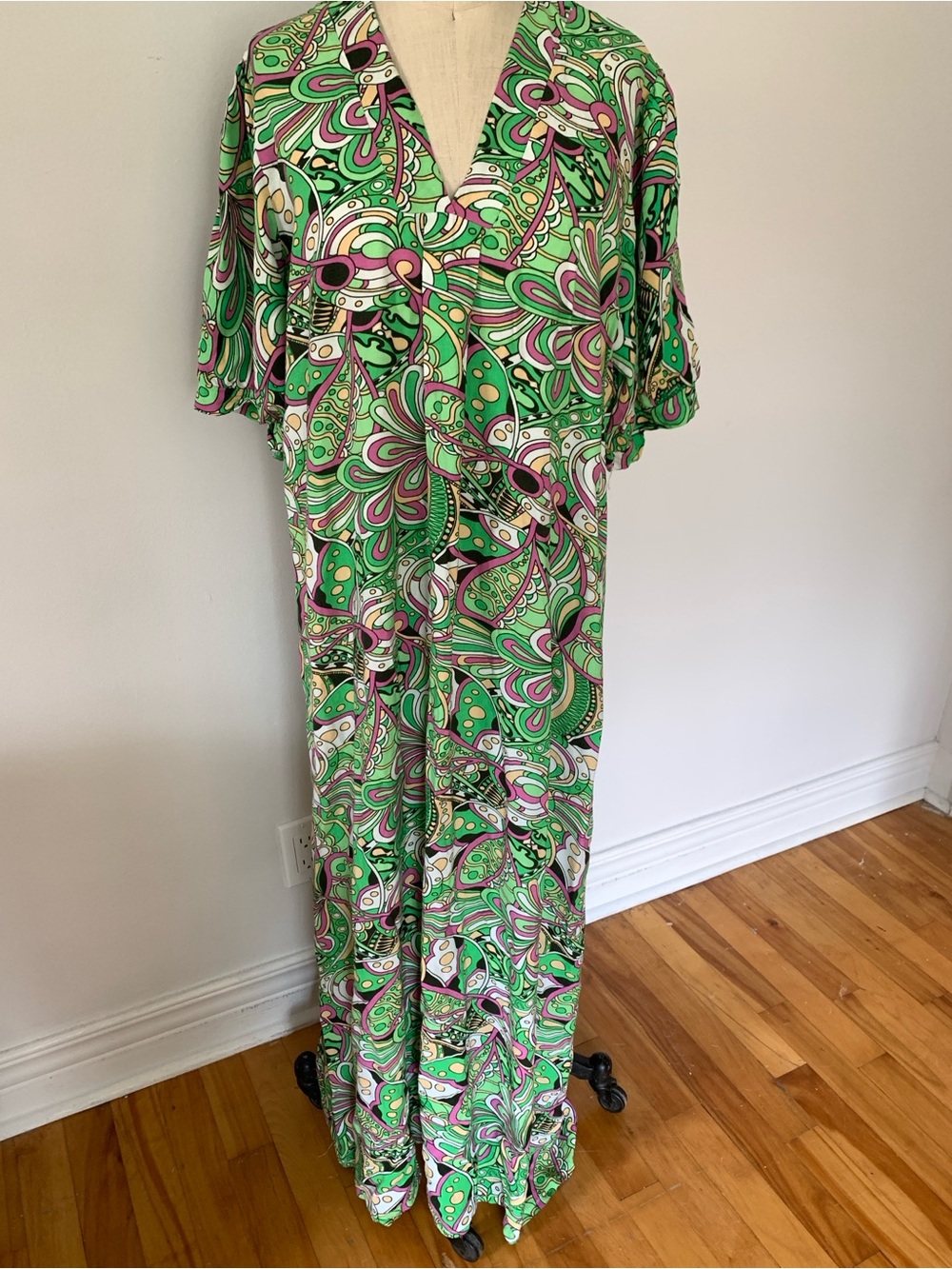Vintage Psychedelic Maxi Dress Caftan